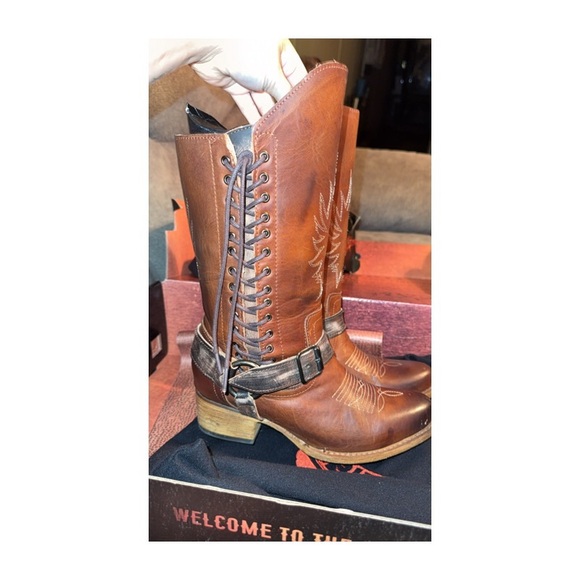 SOLD - Picture 4 of 4